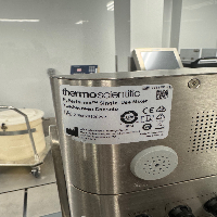 Thermo Scientific HyPerforma Single-Use Mixer System – 200L image 2